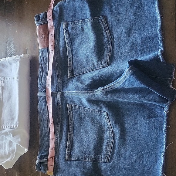 Ralph Lauren Jean Shorts - Picture 6 of 7
